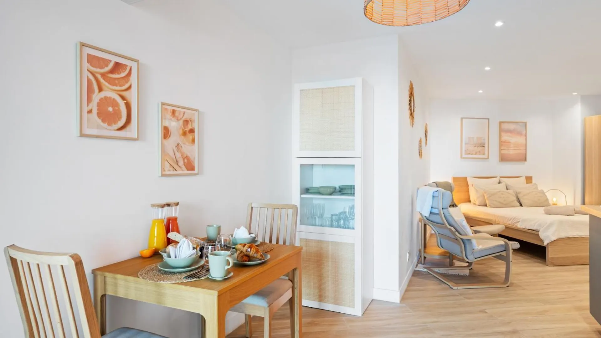 Appartement Bord De Mer « La Petite Ma-Line » Cagnes-sur-Mer 0*,  Francie