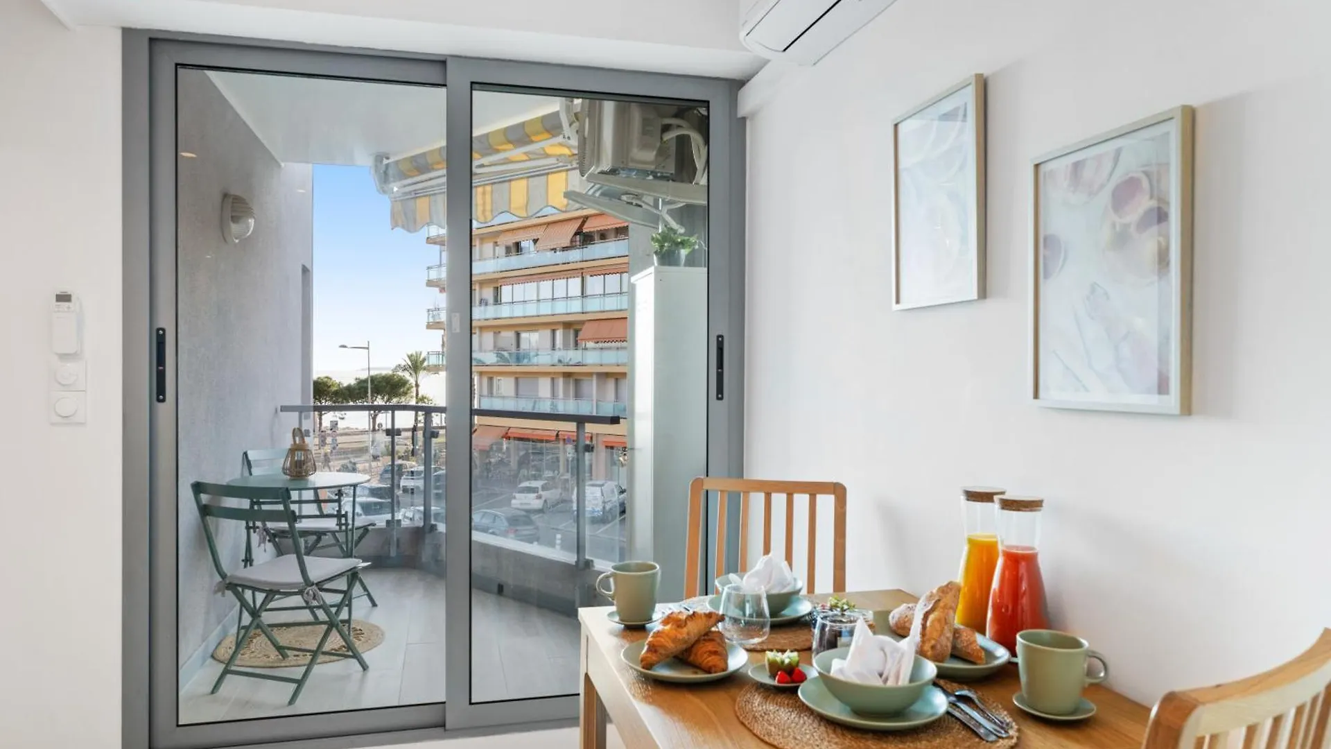 Appartement Bord De Mer « La Petite Ma-Line » Cagnes-sur-Mer 0*,
